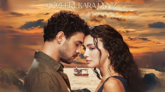 مسلسل عيناك كالبحر الاسود الحلقة 1 مترجمة